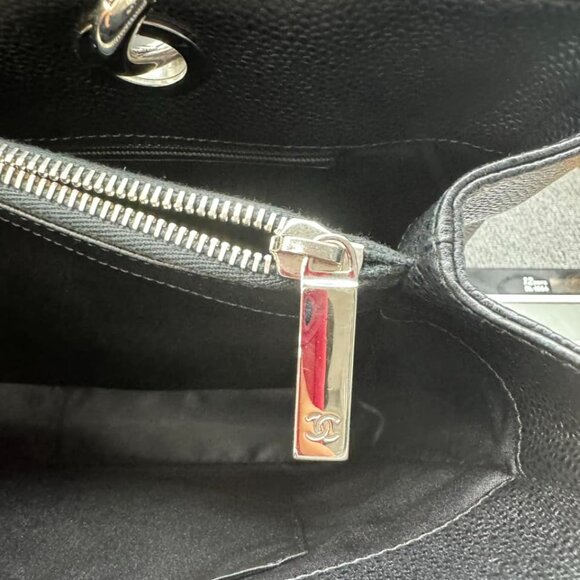 100% Authentic CHANEL GST Black Caviar Tote Bag - Picture 13 of 14